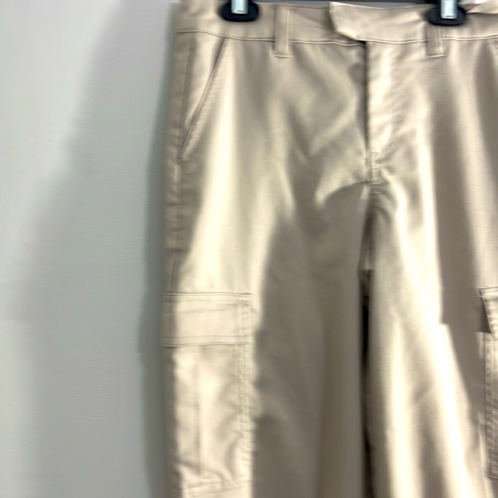 Divided Women’s Light Taupe Cargo 4 Pockets Pant Size 0 Belt Loops - Picture 5 of 6